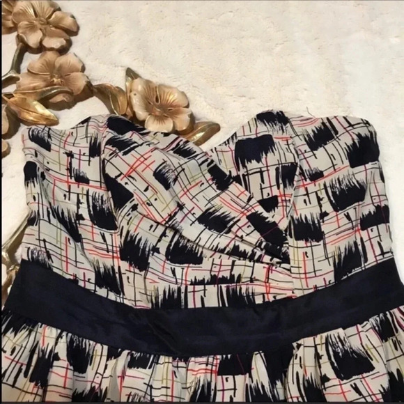 Anthropologie Burlapp Blurred Geo Shapes Silk Dress Size 2 - Picture 3 of 9